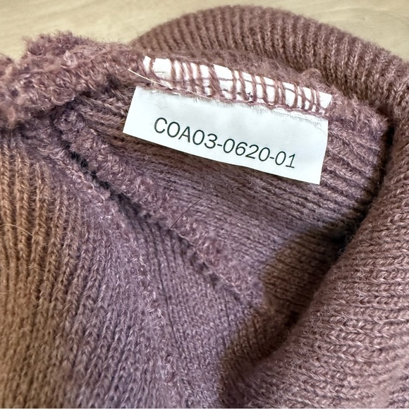 VOLCOM • Dusty Purple Beanie - Picture 4 of 5